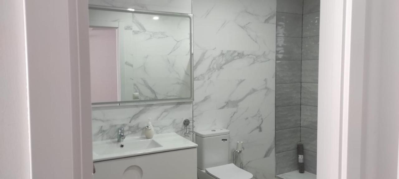 Muy Centrico La Plaza Apartment Чулиля Екстериор снимка